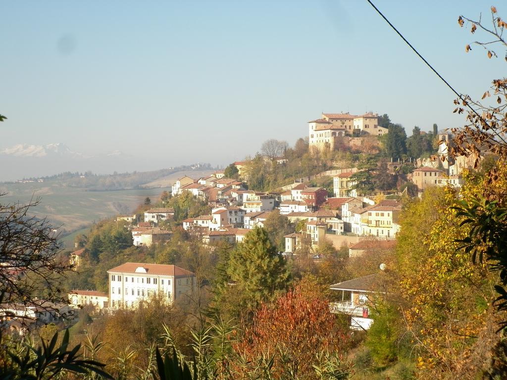 Ferienwohnung La Terrazza Sul Monferrato Ozzano Monferrato Zimmer foto
