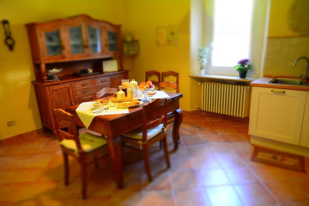 Ferienwohnung La Terrazza Sul Monferrato Ozzano Monferrato Exterior foto