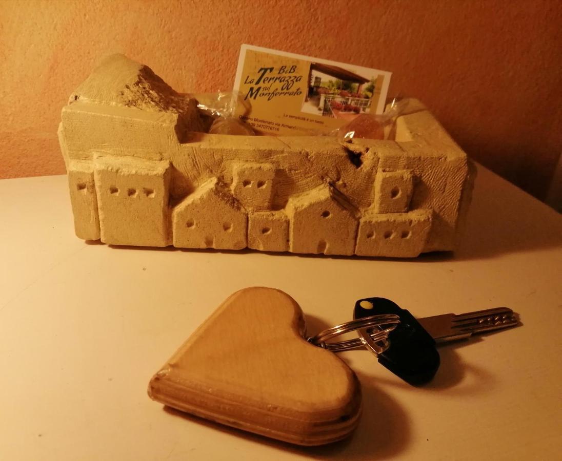 Ferienwohnung La Terrazza Sul Monferrato Ozzano Monferrato Exterior foto