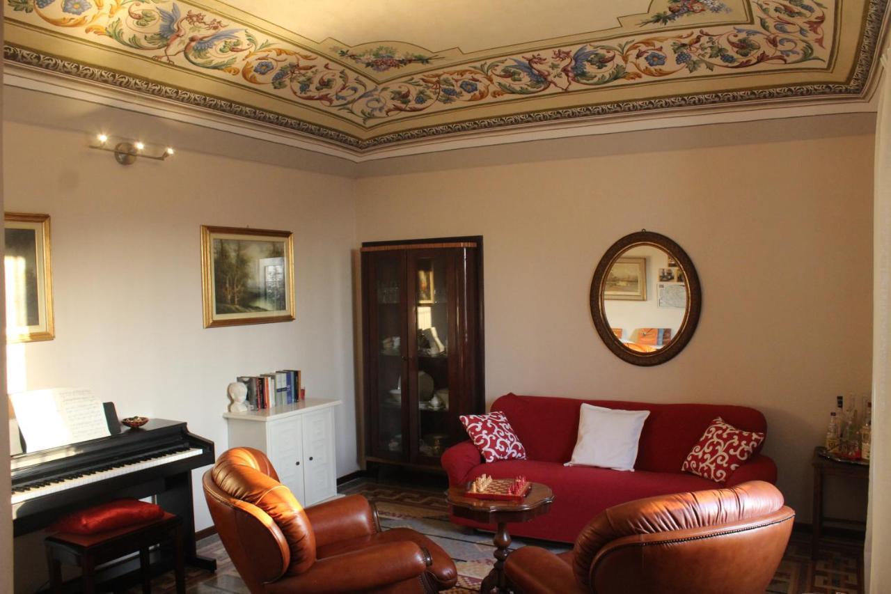 Ferienwohnung La Terrazza Sul Monferrato Ozzano Monferrato Exterior foto