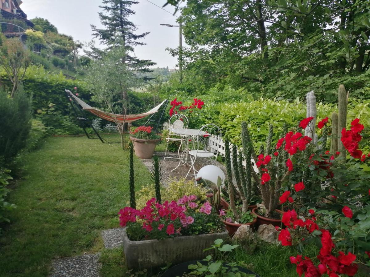 Ferienwohnung La Terrazza Sul Monferrato Ozzano Monferrato Exterior foto